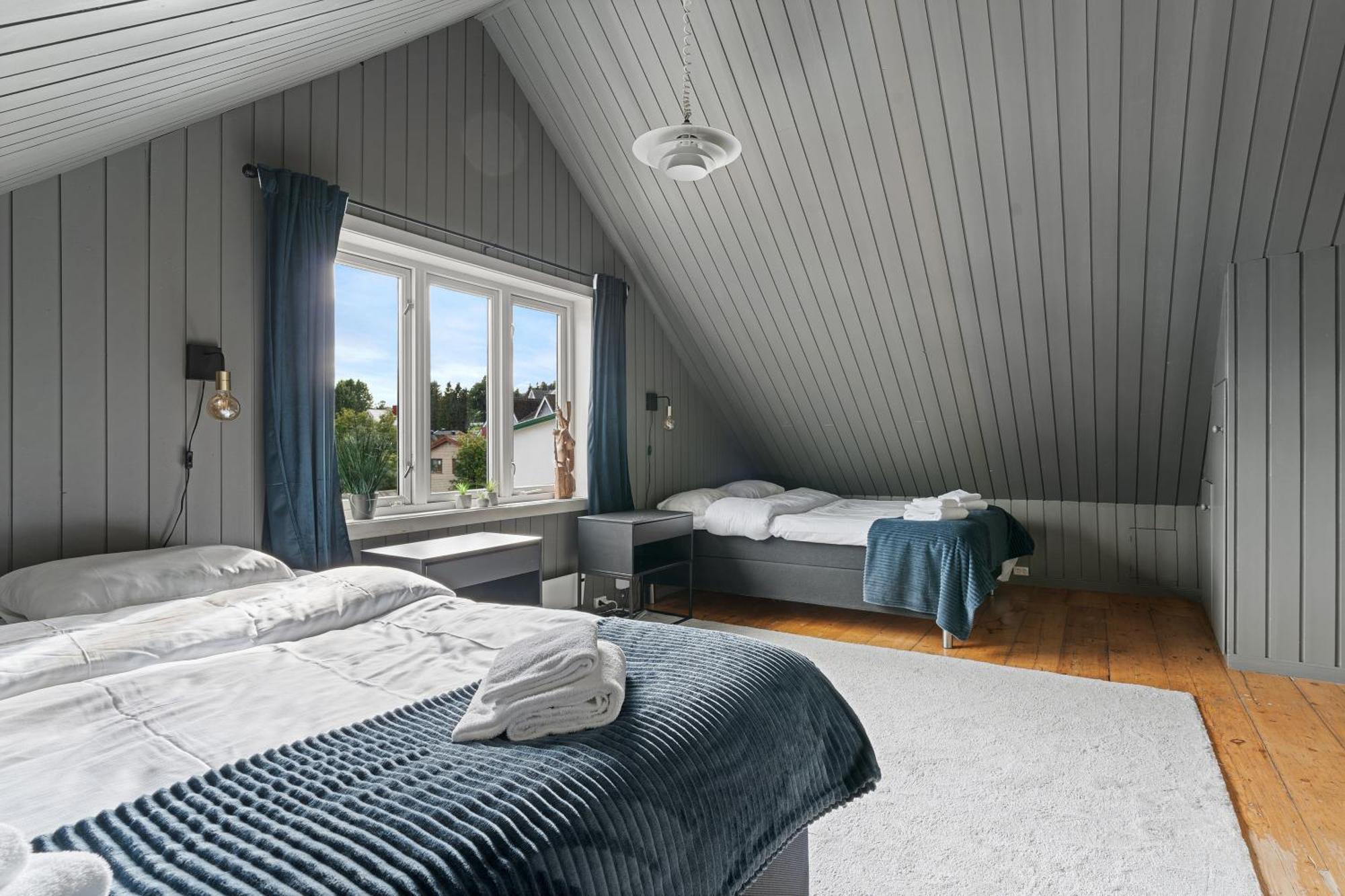 Arctic Homes - Historical Tromso House With View Екстер'єр фото